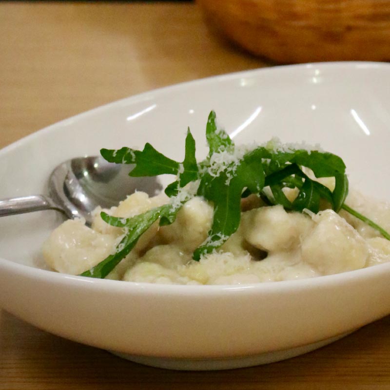 GNOCCHI 4 CHEESE 義式麵疙瘩佐起司溶醬