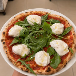 PIZZA DIAVOLA CON BURRATA 惡魔辣味臘腸布拉塔起司